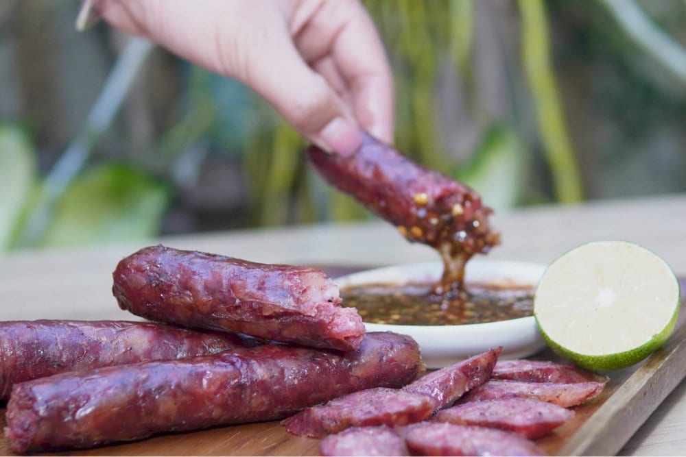 Lạp xưởng chấm chẩm chéo Tây Bắc 